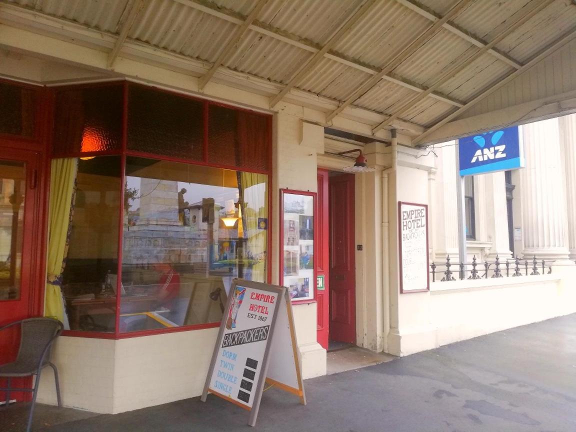 Empire Hotel Backpackers Oamaru Exterior photo